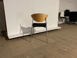 Sort Randers Radius Must stol