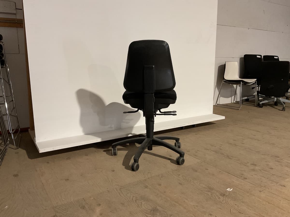 Sort Kinnarps FreeFloat 6110 kontorstol