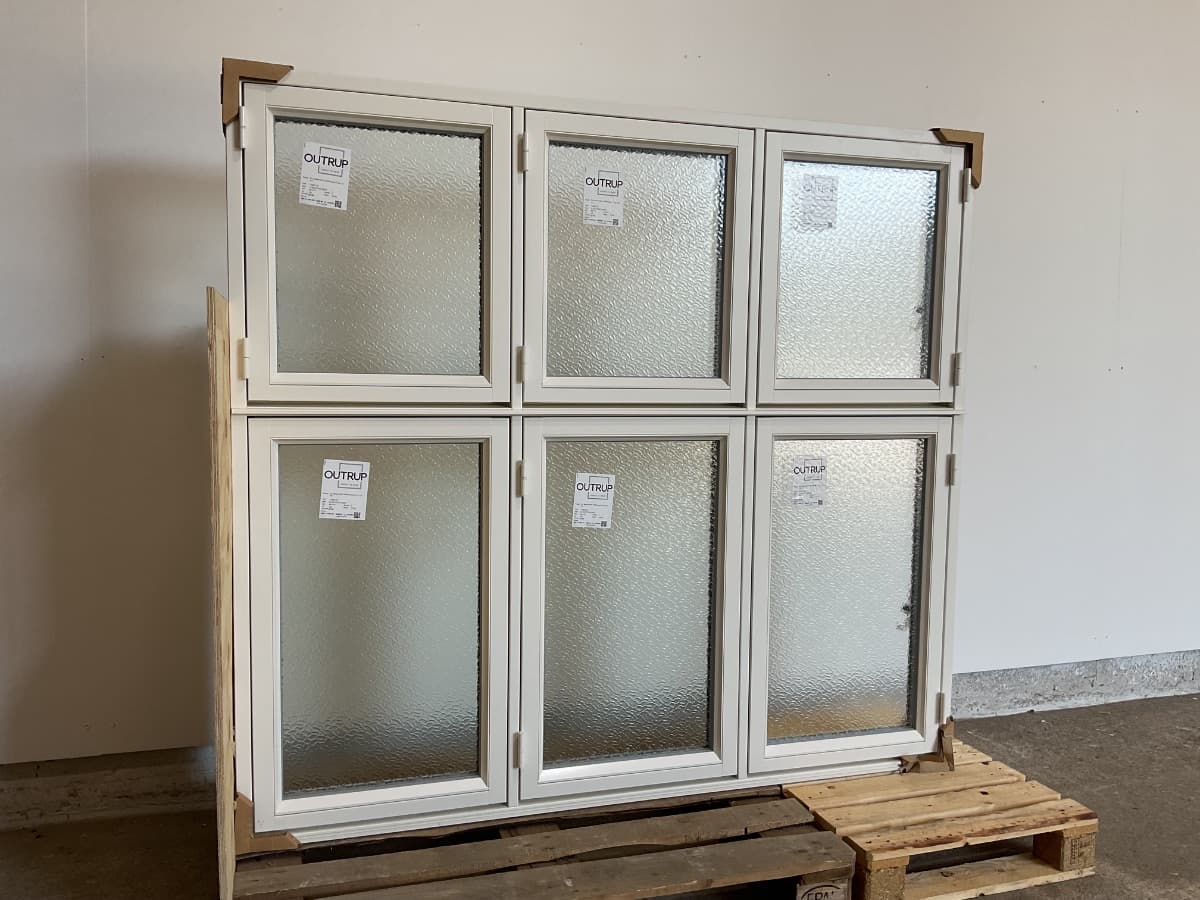 Outrup Dannebrogsvindue - Frosset Glas