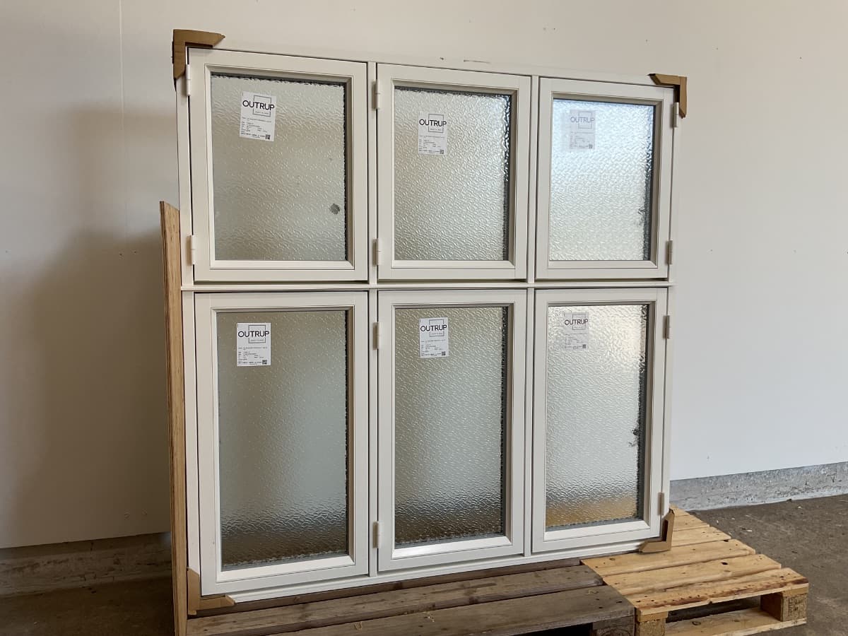 Outrup Dannebrogsvindue - Frosset Glas