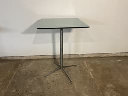 Flot højbord
