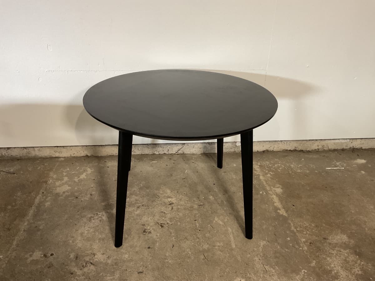 Spisebord Lisabo fra ikea