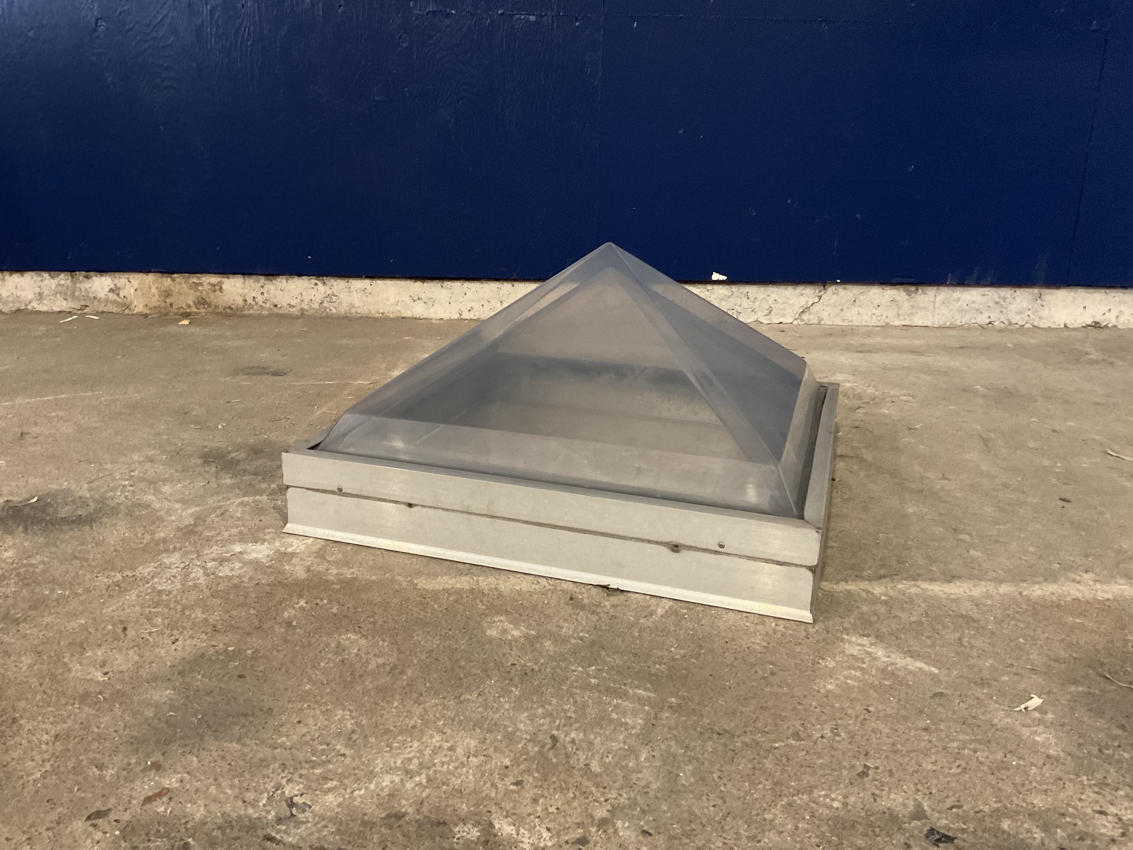 Ovenlys trekant