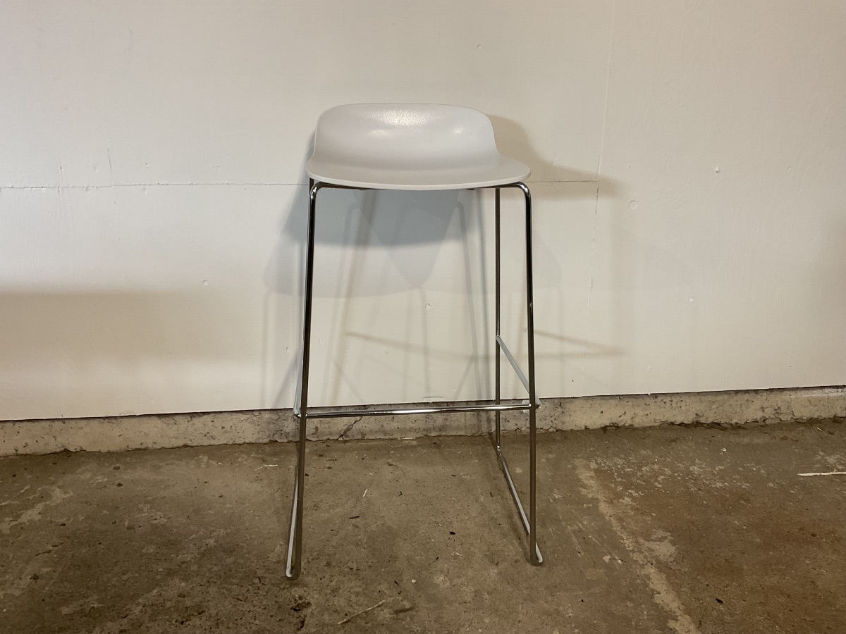 Duba B8 barstole — leverandørfoto fra Jensen Genbrug